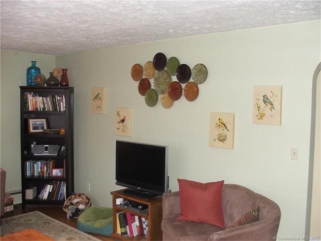 127Washington St, Vernon, CT 06066