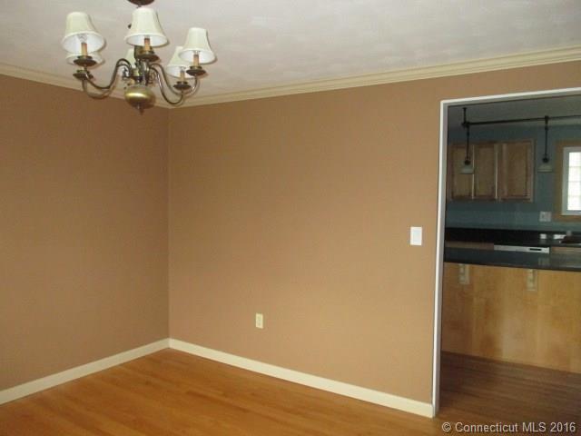 3 Grandview Ter, Vernon, CT 06066