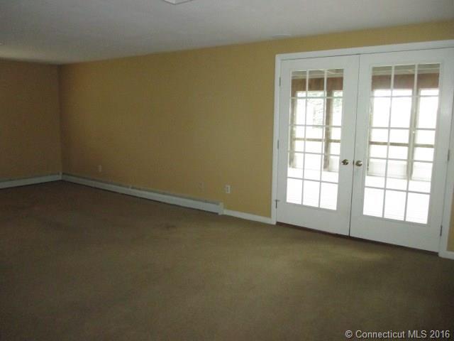3 Grandview Ter, Vernon, CT 06066