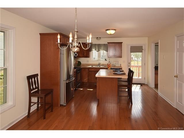 49Elizabeth Ln #49, Vernon, CT 06066