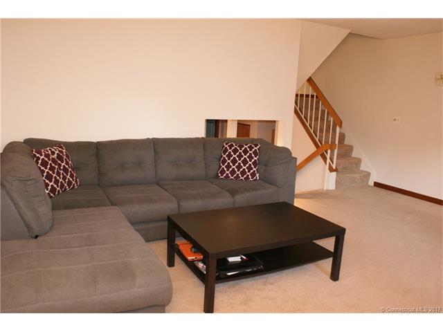 70Old Town Rd #317, Vernon, CT 06066