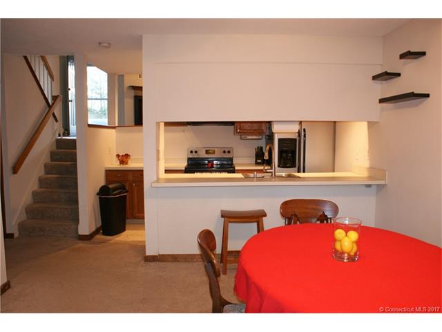 70Old Town Rd #317, Vernon, CT 06066