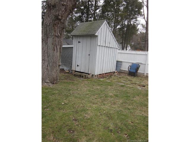 9Worcester Rd, Vernon, CT 06066