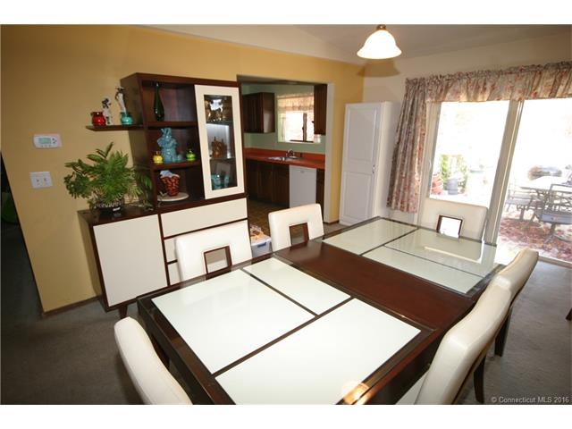 191 Hatch Hill Rd, Vernon, CT 06066