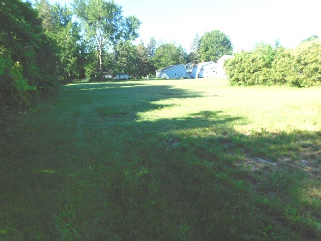 12 Edith RdVernon, CT, 06066Tolland County