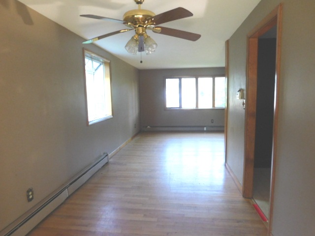 12 Edith RdVernon, CT, 06066Tolland County