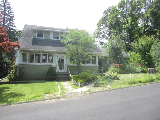 7 Reed StVernon Rockville, CT, 06066Tolland County