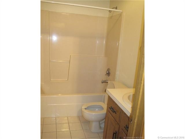 2360Main St #108, Rocky Hill, CT 06067