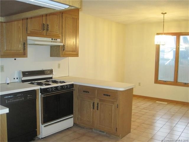 2360Main St #108, Rocky Hill, CT 06067