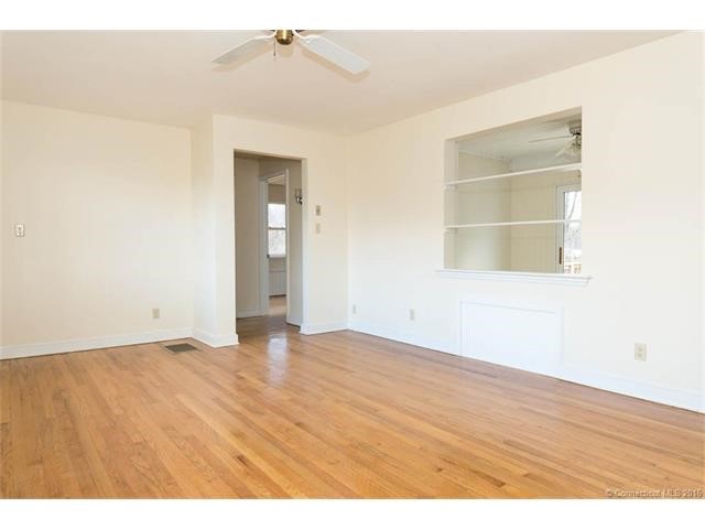 68Parsonage St, Rocky Hill, CT 06067