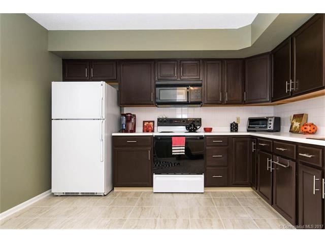 706Highpoint Drive #Unit 706, Rocky Hill, CT 06067