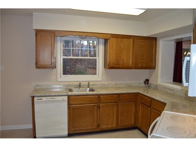 403Briarwood Ct #403, Rocky Hill, CT 06067