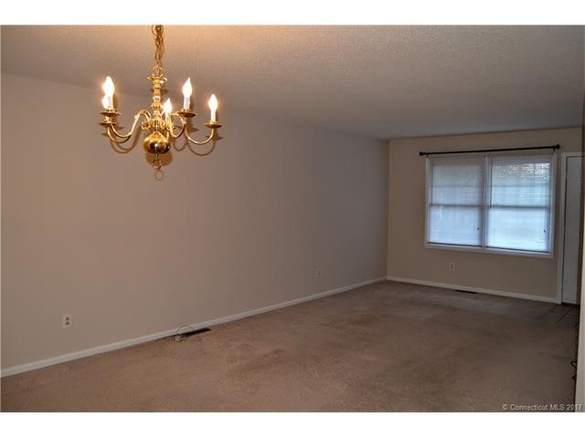 403Briarwood Ct #403, Rocky Hill, CT 06067