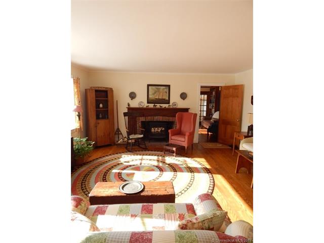 127 Washinee Heights Road, Salisbury, CT 06068