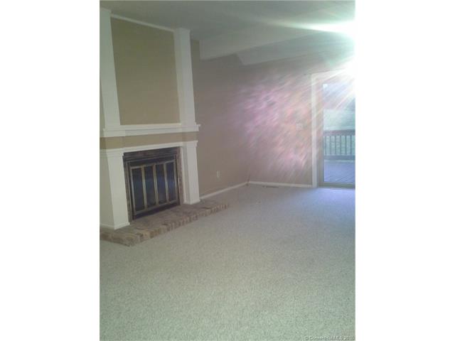 68 Library Lane, Simsbury, CT 06070