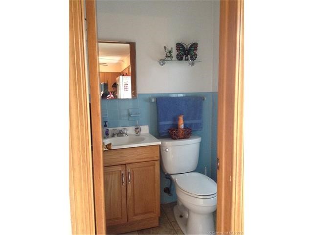 98Bilton Rd, Somers, CT 06071