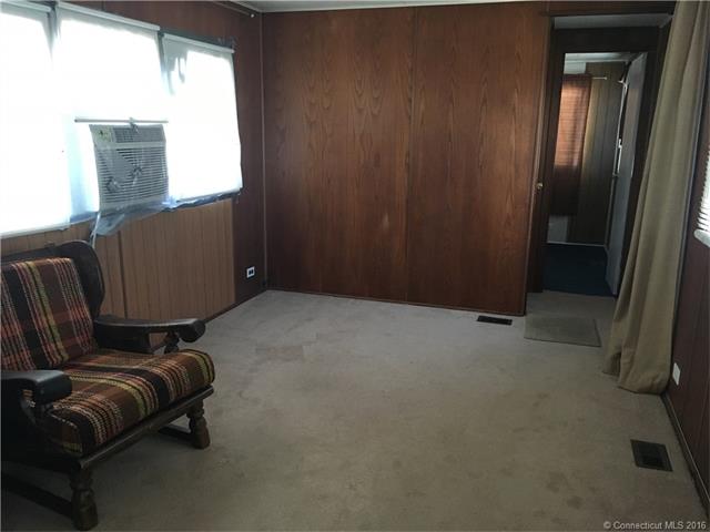 9 Main St #33, S Windsor, CT 06074