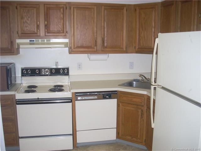 1404Twin Circle Dr #1404, S Windsor, CT 06074