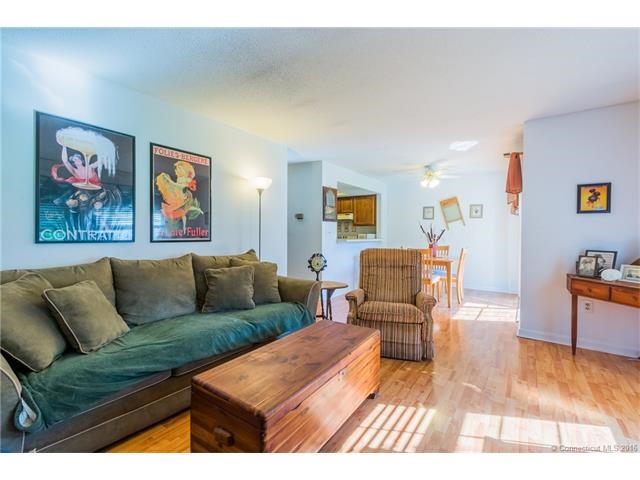305Spring Meadow Rd #305, S Windsor, CT 06074