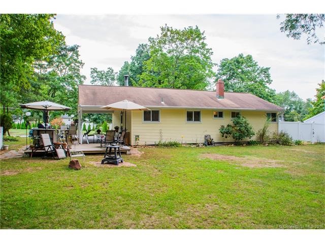 100Robert Dr, S Windsor, CT 06074