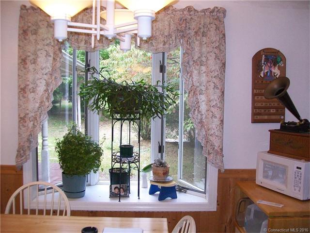 219 Pleasant Valley Rd, S Windsor, CT 06074