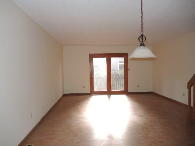 1706 Mill Pond Dr, S WIndsor, CT 06074