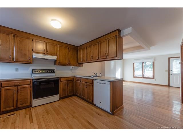 5Foncine Ln #3, S Windsor, CT 06074