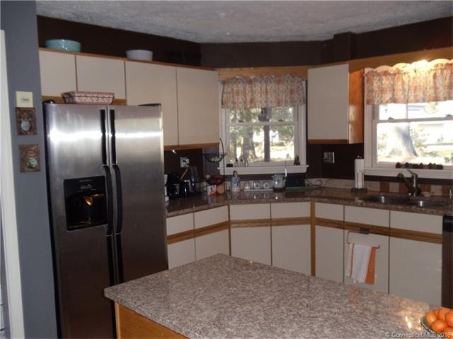 7 Arrowwood Circle, S Windsor, CT 06074
