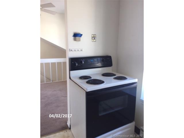 48 Candlewood Dr, S Windsor, CT 06074