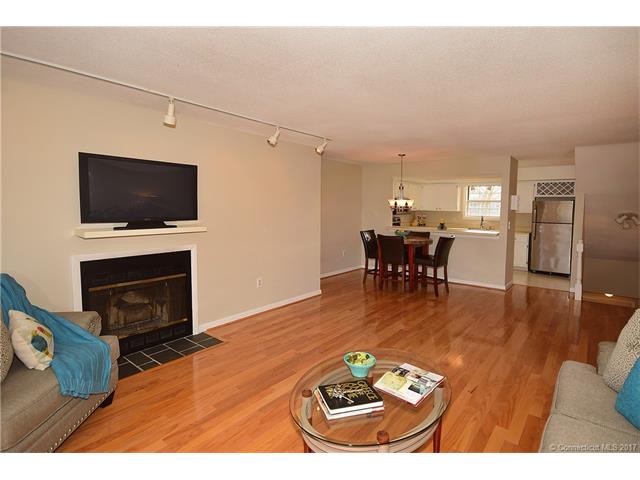 1407Sunfield Dr #1407, S Windsor, CT 06074