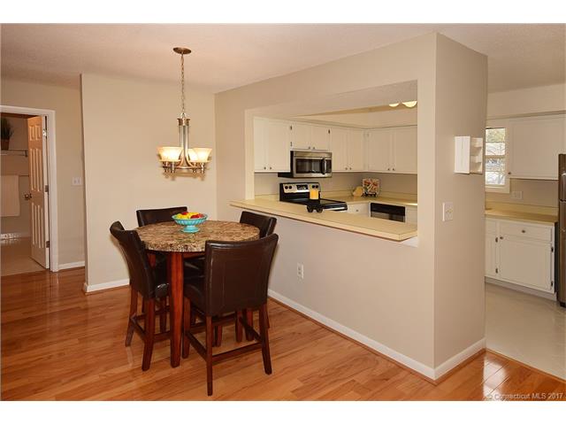 1407Sunfield Dr #1407, S Windsor, CT 06074