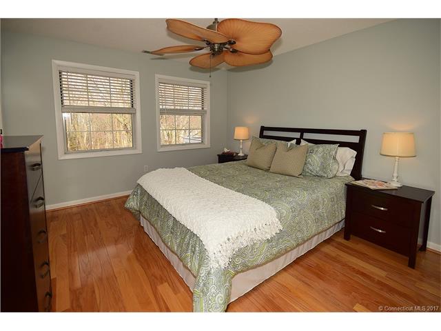 1407Sunfield Dr #1407, S Windsor, CT 06074