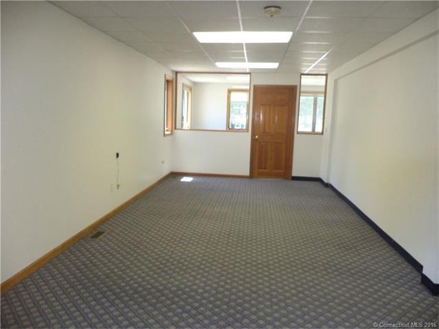 191 W Stafford Rd, Stafford, CT 06076