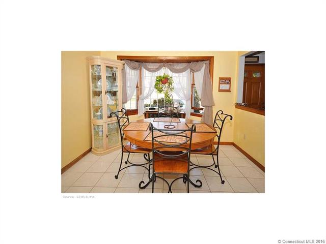 46 Edgewood St, Stafford, CT 06076