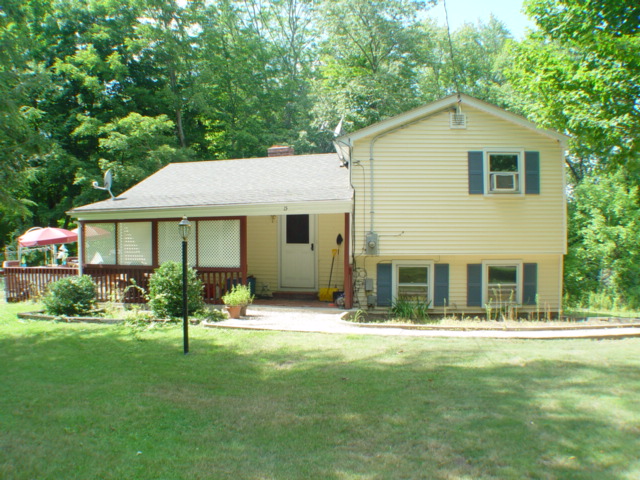 15Crystal Lake Rd, Stafford, CT 06076