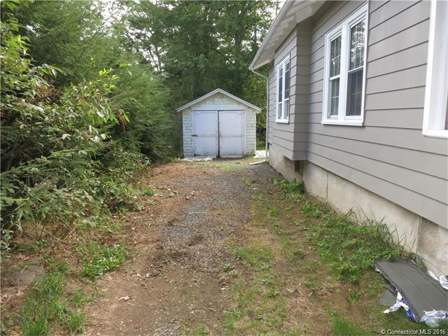 149 East St, Stafford, CT 06076