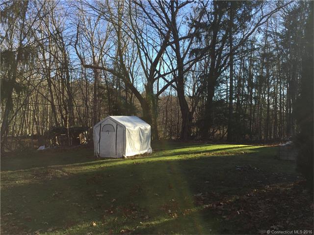 32 Willington Ave, Stafford, CT 06076