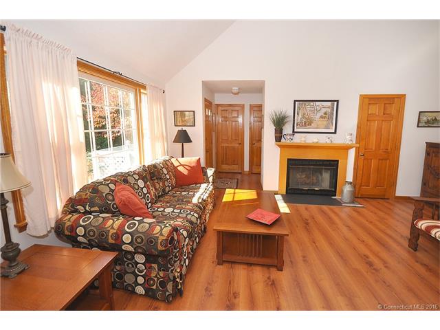 46 Edgewood St Unit 85, Stafford, CT 06076