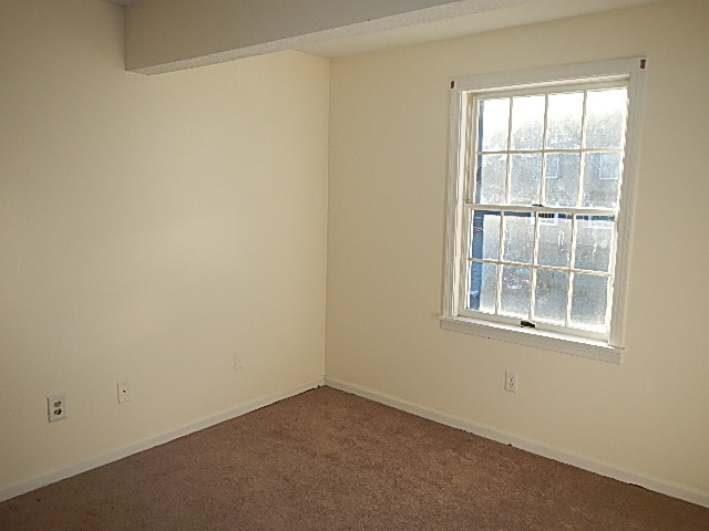 46 Edgewood St #26Stafford Springs, CT, 06076Tolland County