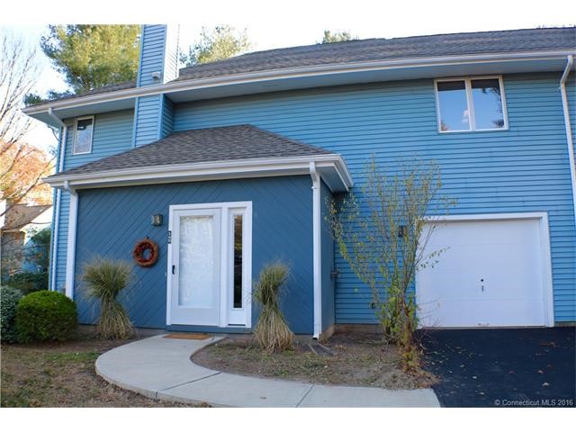 140E Grayling Ln #140, Suffield, CT 06078