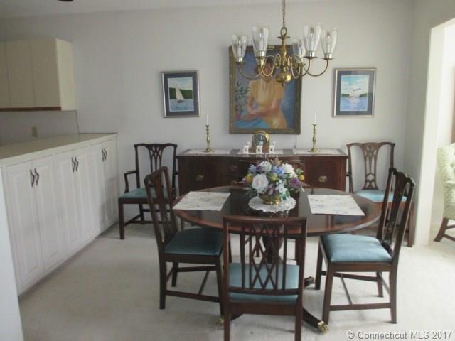 220 Bass Ln, Suffield, CT 06078