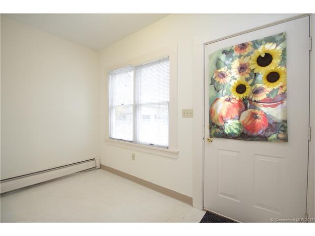 28Day Ave, Suffield, CT 06078