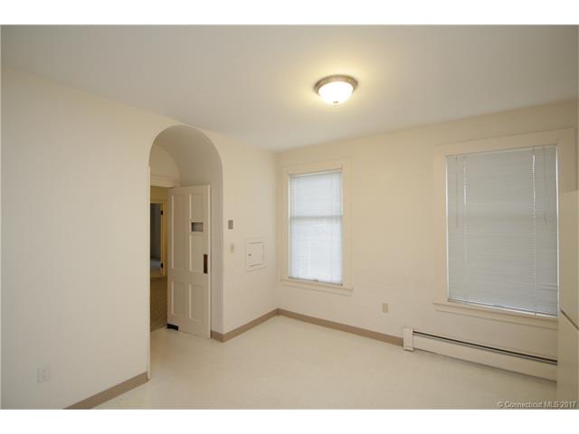 28Day Ave, Suffield, CT 06078