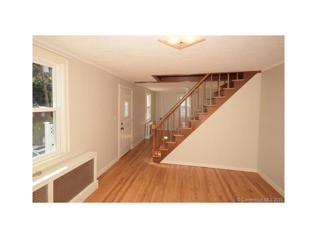 23 Booth Rd, Enfield, CT 06082