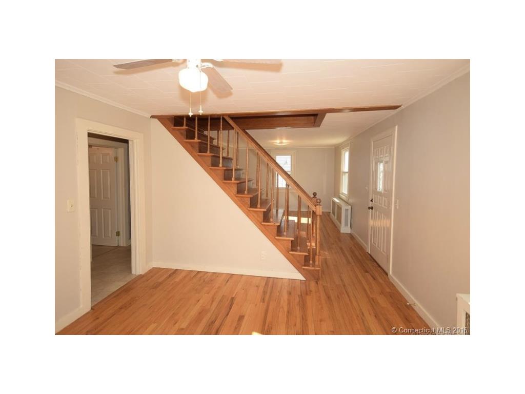 23 Booth Rd, Enfield, CT 06082