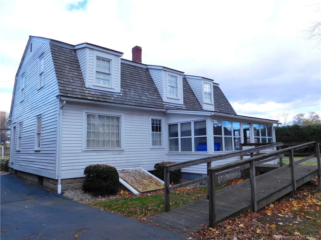 12 Post Office Rd, Enfield, CT 06082