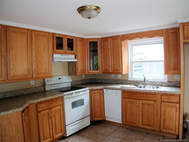 10Ridgefield Road, Enfield, CT 06082