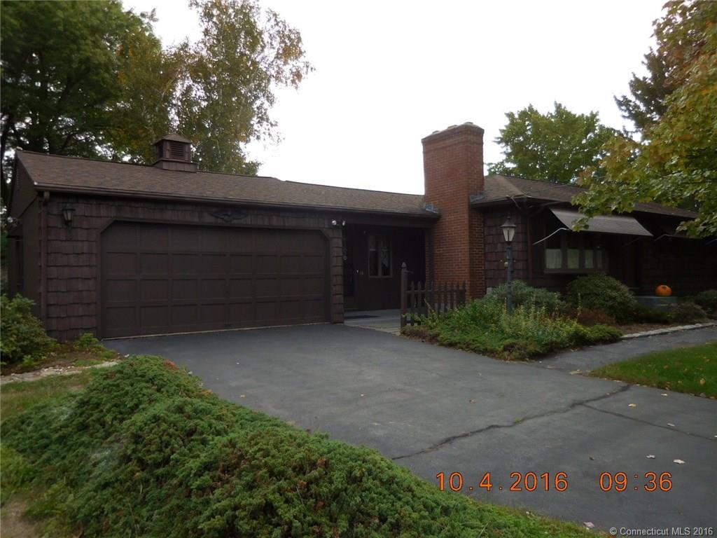 14 Campania Rd, Enfield, CT 06082
