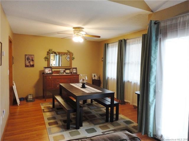 13Elm Mdws #13, Enfield, CT 06082