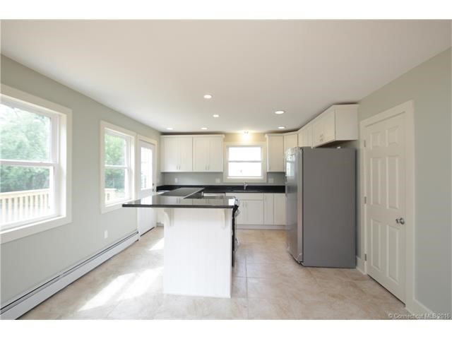 5Martin Terrace, Enfield, CT 06082